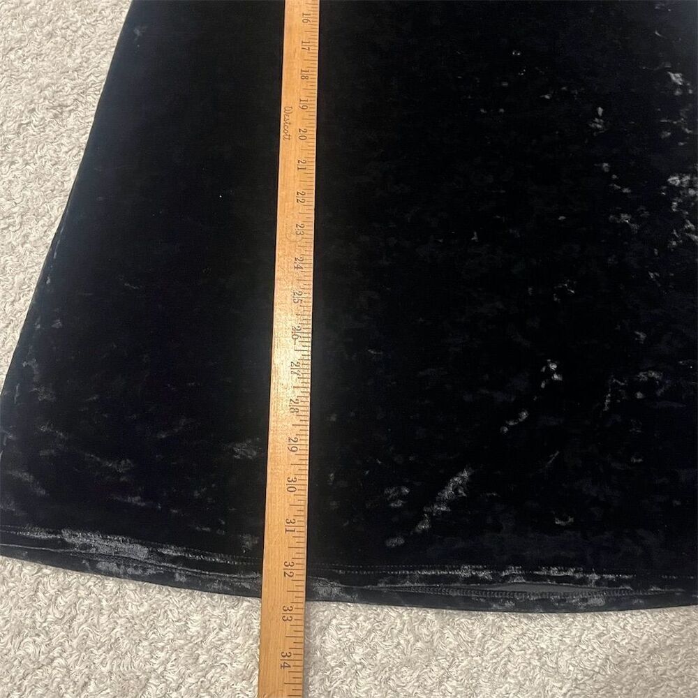 Victoria's Secret Black Velvet Slip Dress XS/S Scoop Neck Sleeveless Mini Women‎ - Picture 4 of 7